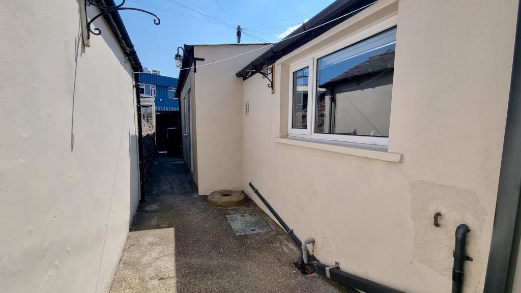 2 Bedroom Terraced To Rent in Salthill Road, Clitheroe, BB7