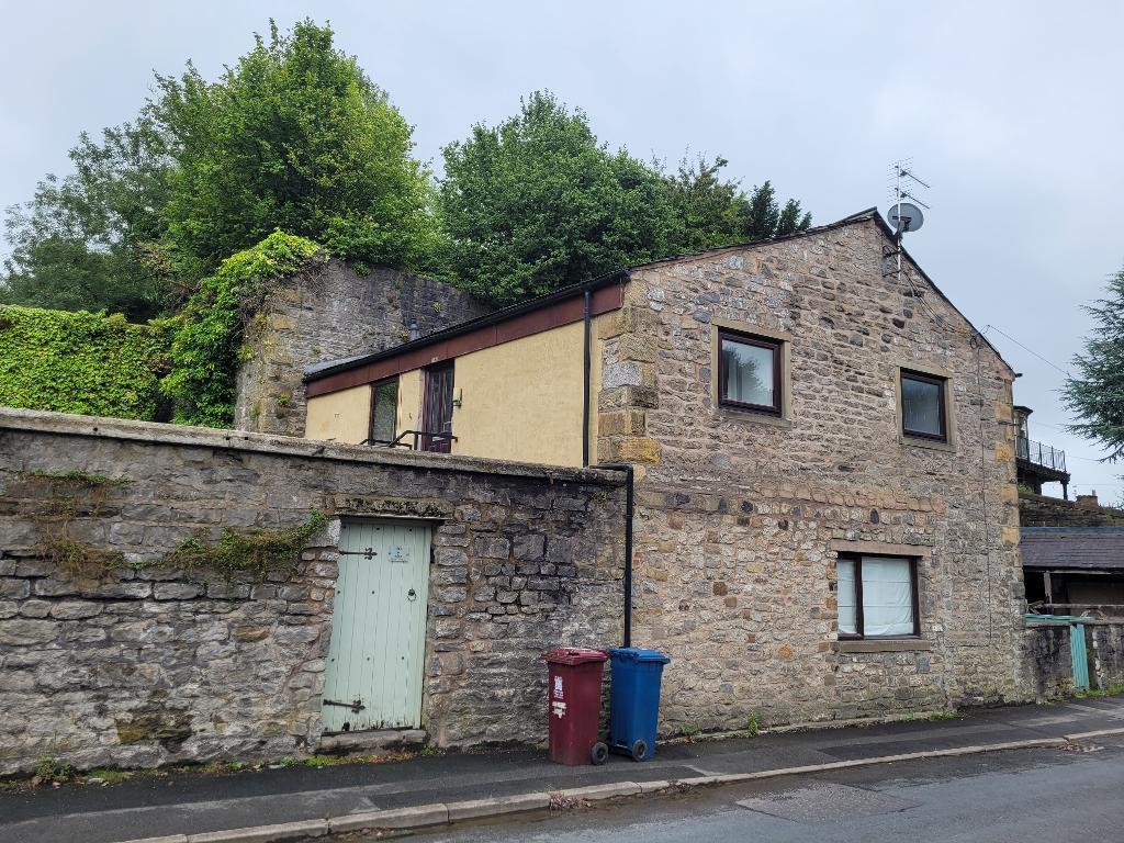 Pimlico Road, Clitheroe, BB7 4PT