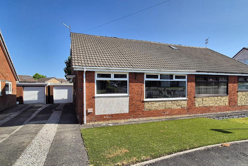 Lynwood Avenue, Clayton-le-Moors, BB5 5RR