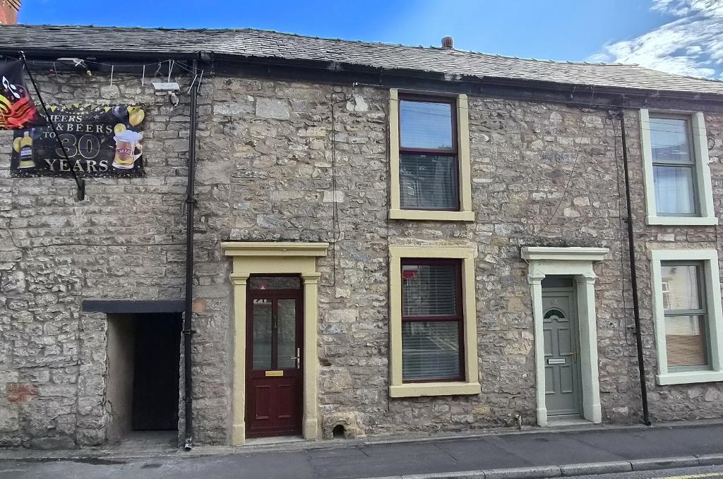 Lowergate, Clitheroe, BB7 1AD